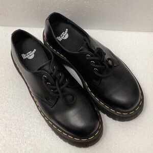 New Dr. Martens Black 8053 Leather Platform Casual Shoes